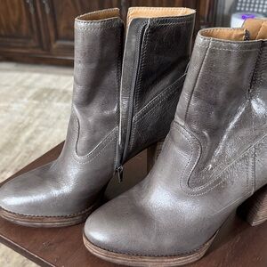 Lucky Brand Gray Heeled Boots